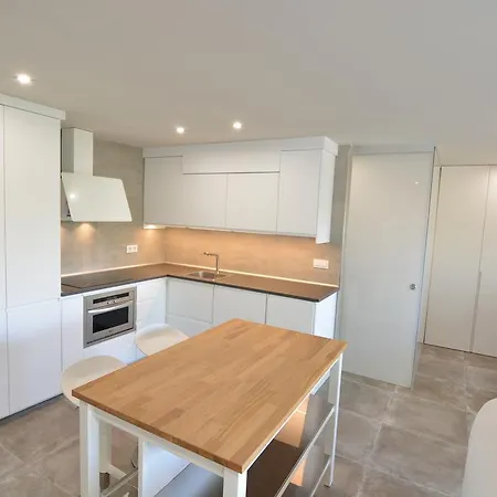 Saval Cala Font Apartman