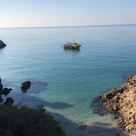 Saval Cala Font Apartman